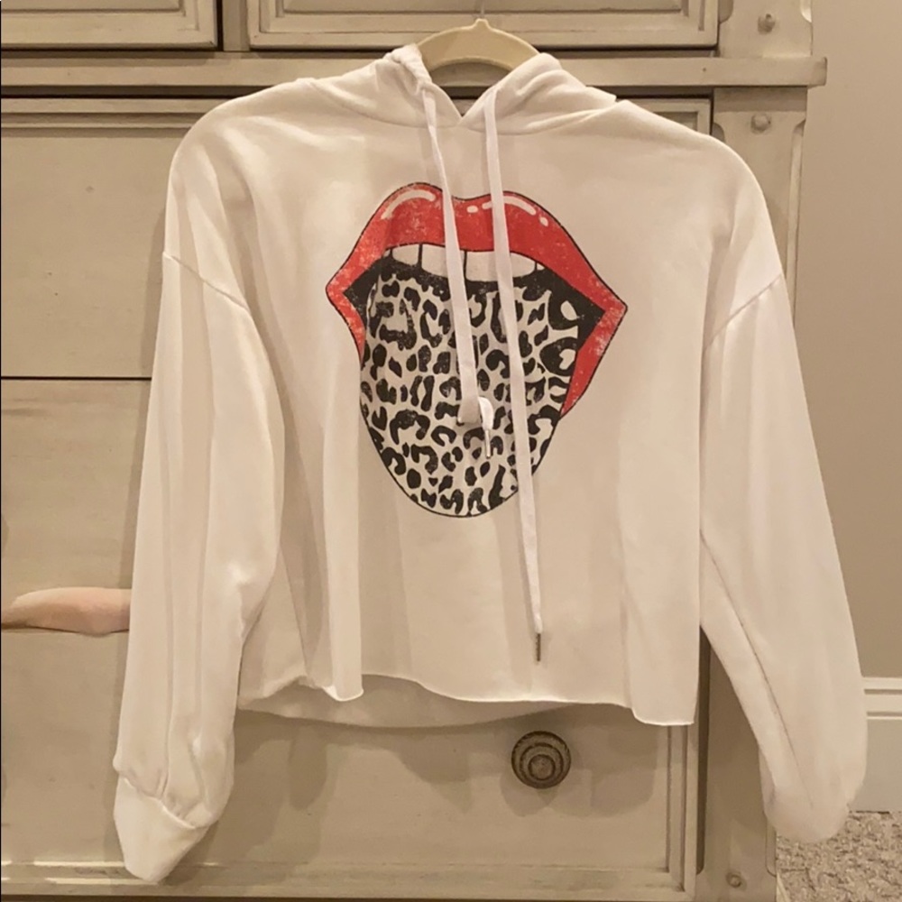 Cropped sweatshirt. No stains, like new